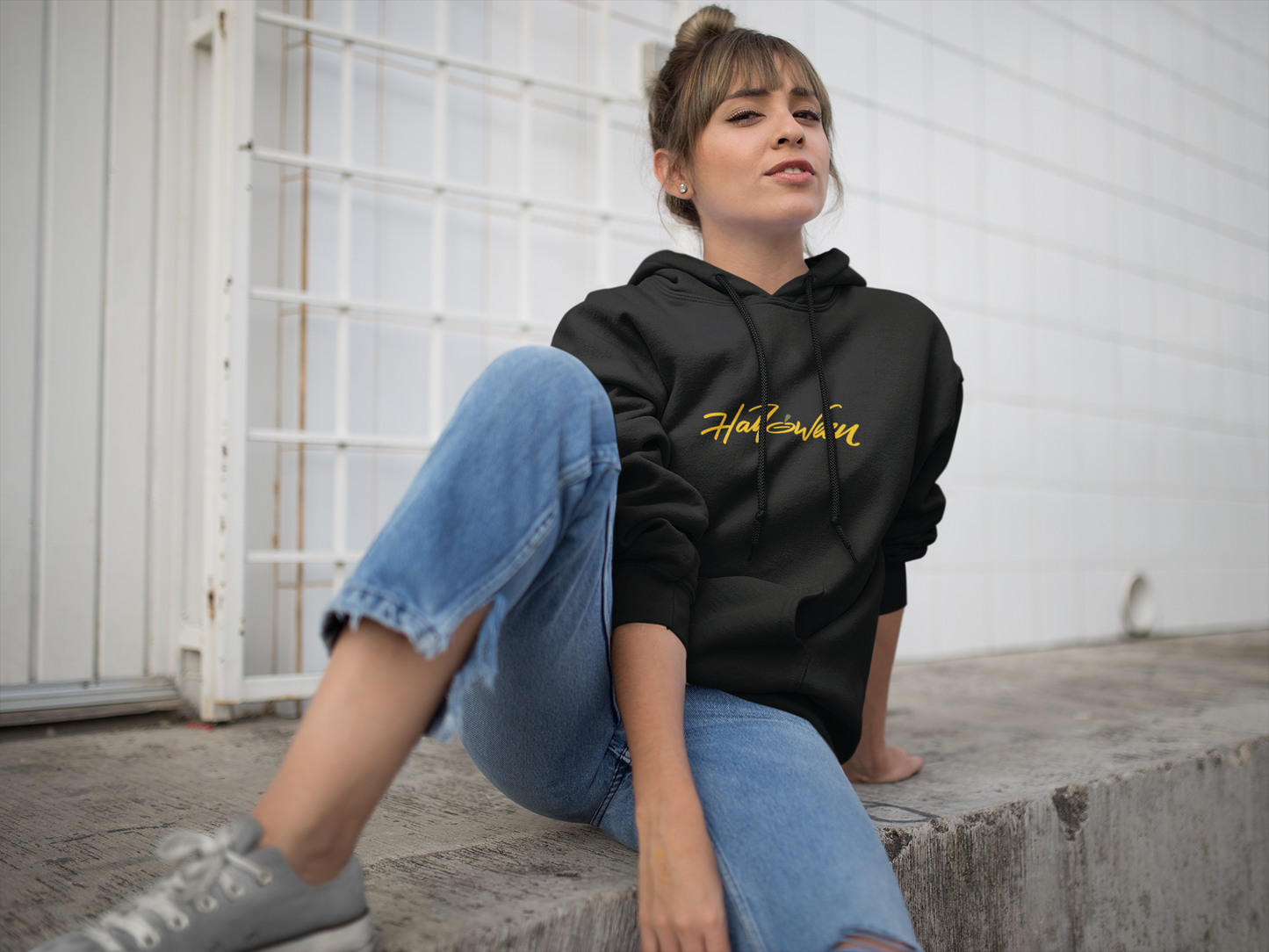 Creepin’ It Real Pullover